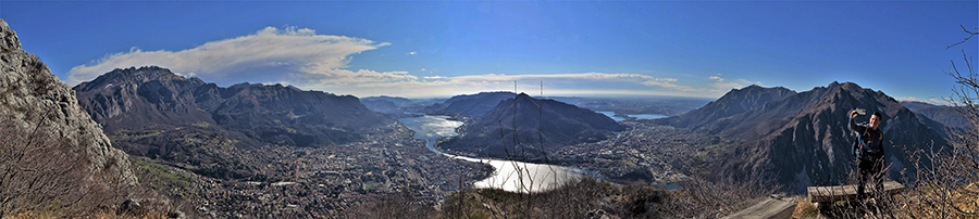 Bellissimo panorama dal sent. EE Silvia su Lecco, i suoi laghi , i suoi monti